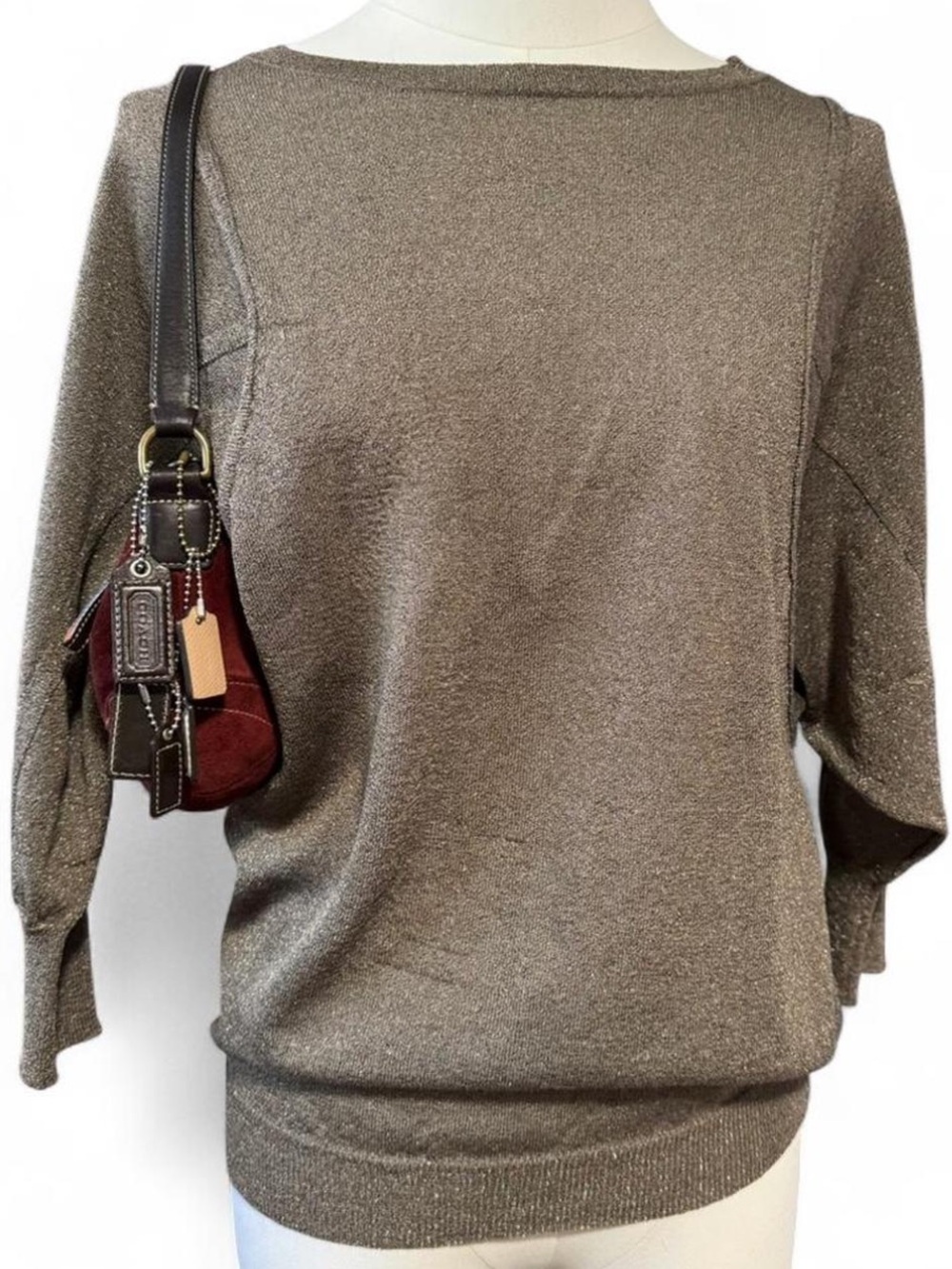 Vintage Vince metallic taupe / khaki shimmer knit top in size XS ✨